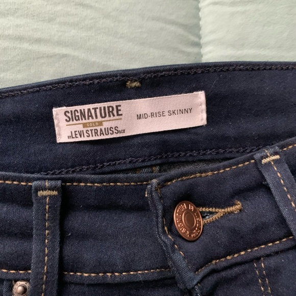 SIGNATURE Gold by Levis Strauss women’s Skinny jeans size 4T - Picture 5 of 7